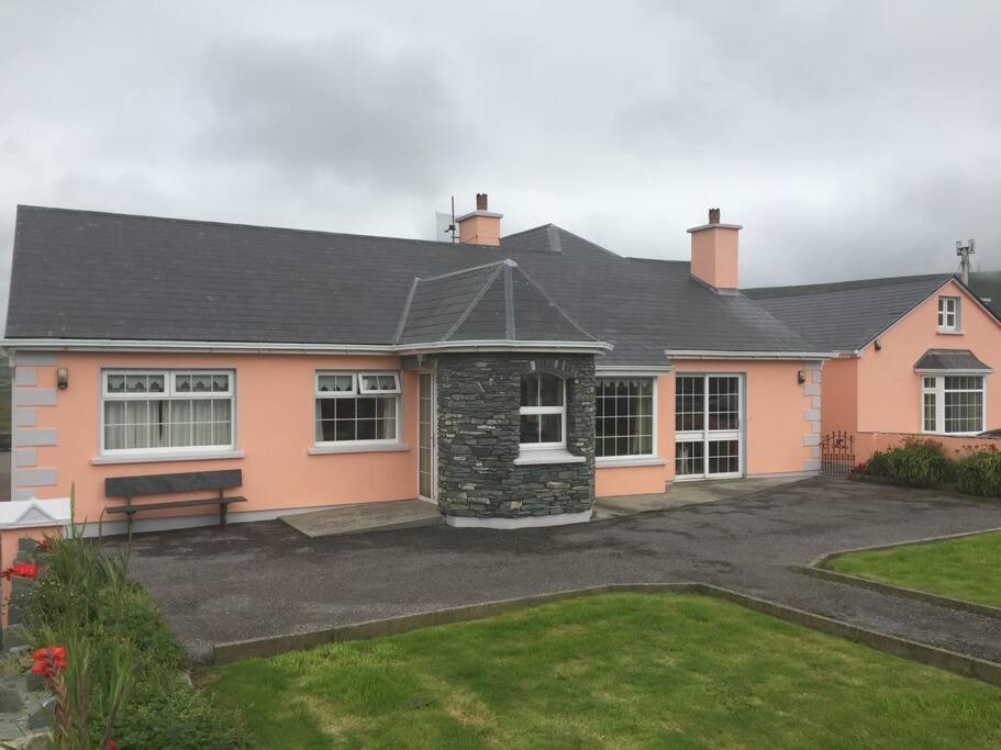 Skellig View Bluebell Rose & The Kerry Cliffs Apartment Портмаги Екстериор снимка