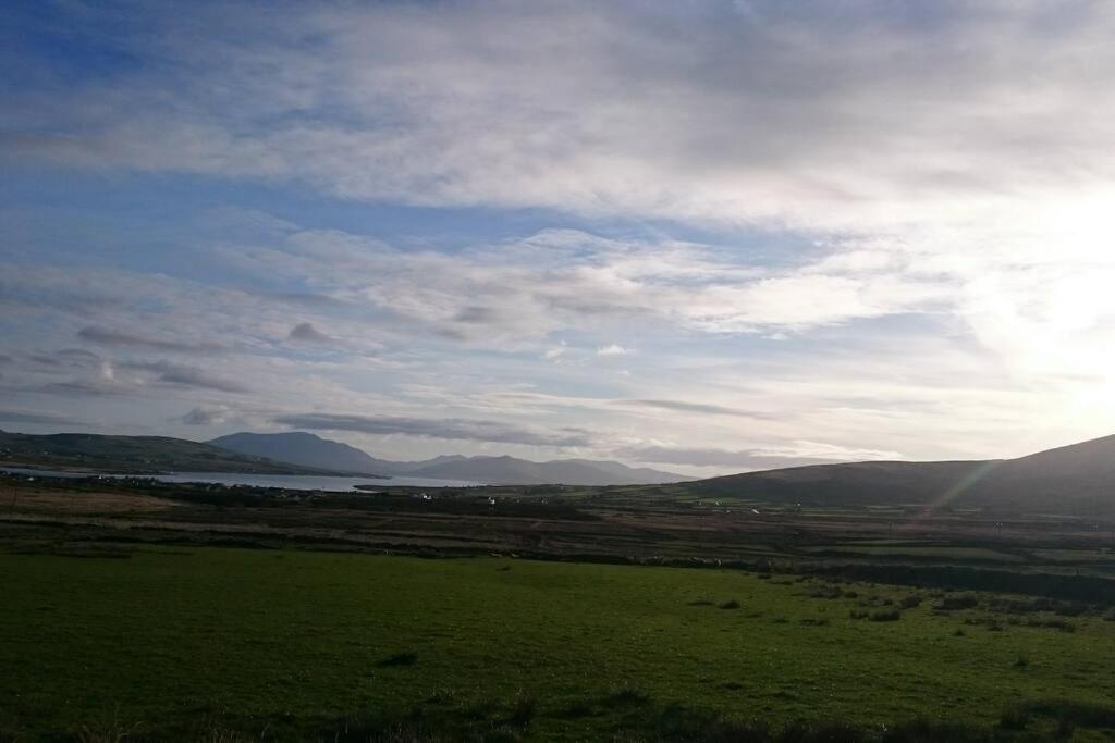 Skellig View Bluebell Rose & The Kerry Cliffs Apartment Портмаги Екстериор снимка