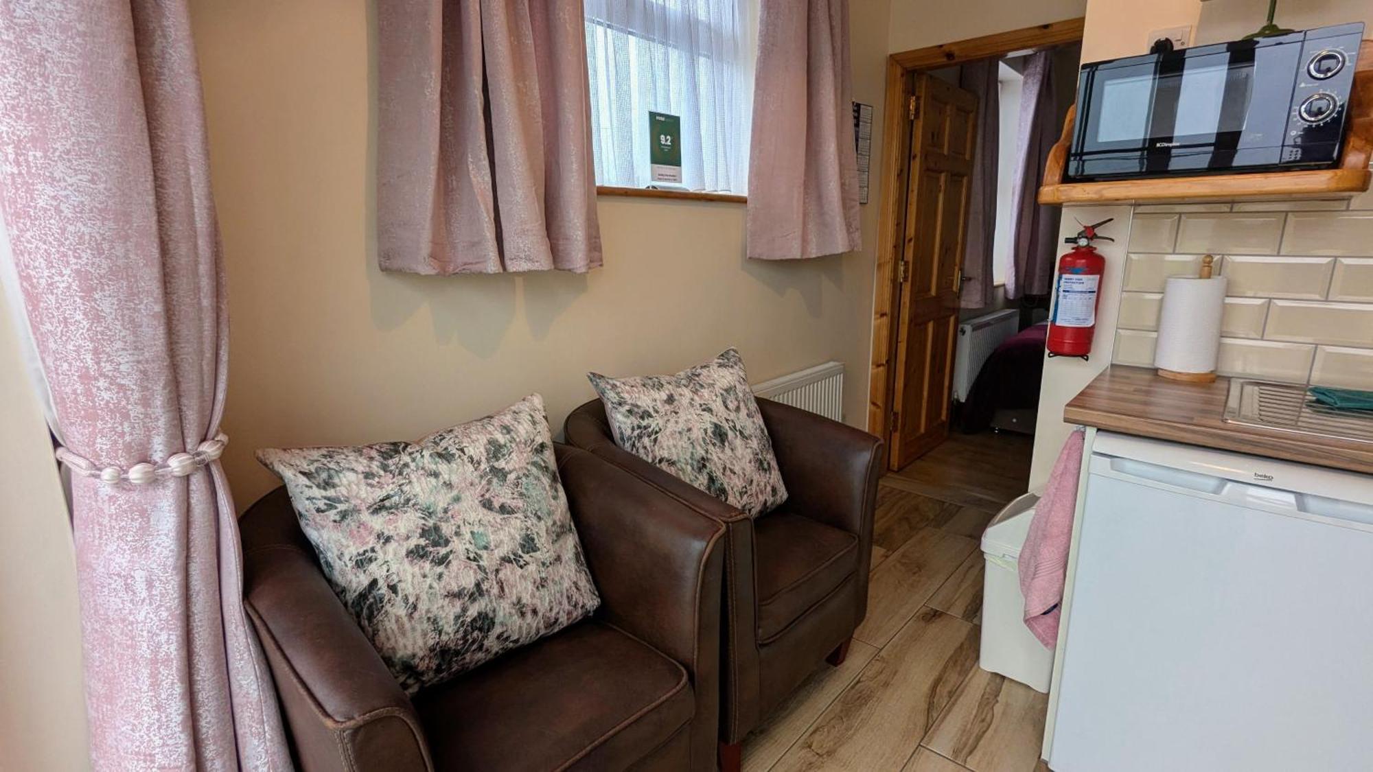 Skellig View Bluebell Rose & The Kerry Cliffs Apartment Портмаги Екстериор снимка